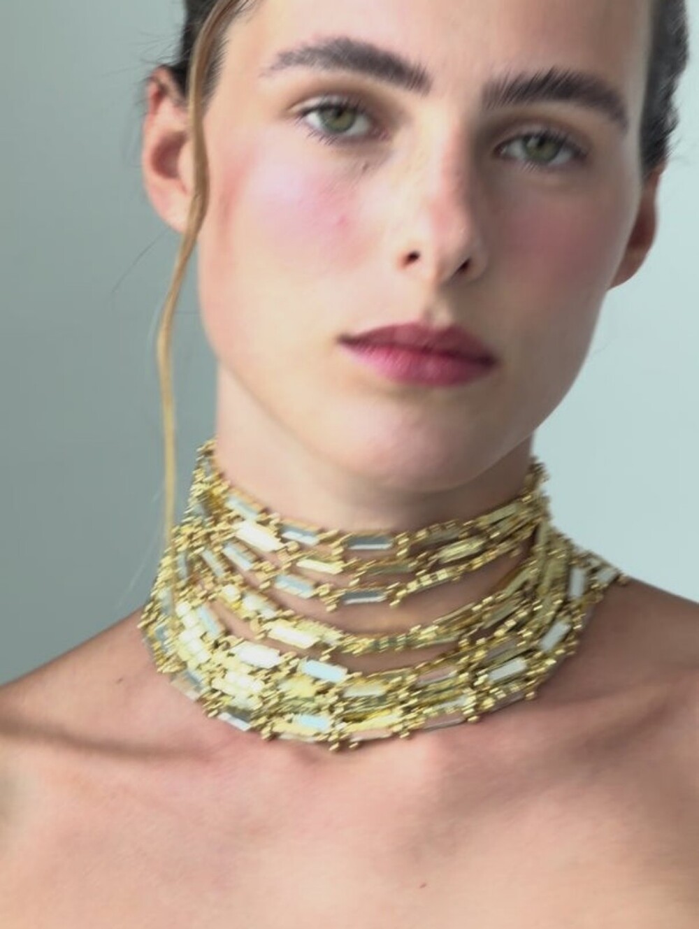 New Gold Mirror Ethereal Choker - Picture 4 of 9